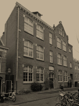 Angelique Homberg keramiek atelier pottenbak workhops